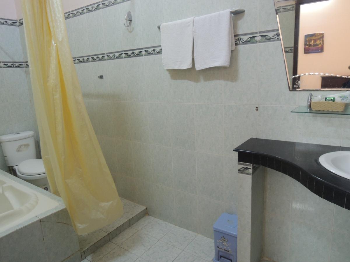 Trà Vinh Palace Hotel 1 מראה חיצוני תמונה